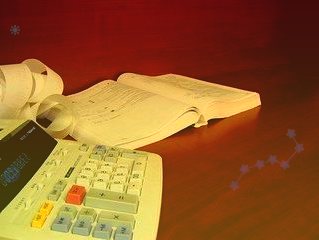 固态硬盘的大读取速度可达3500MB/s较SN550有明显提升
