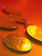茅台股价重上2000元相关主题基金迎来上车机会？