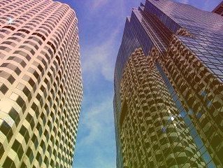 申通快递披露的《第一期员工持股计划》中显示本次员工持股计划购买回购股票的价格为1元/股